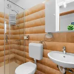 Feniks Appartement *